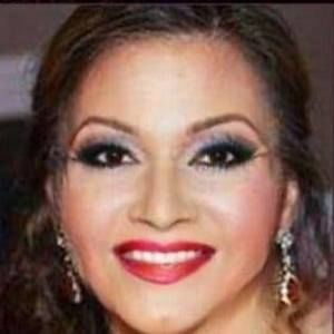 Meet your Posher, Teresa